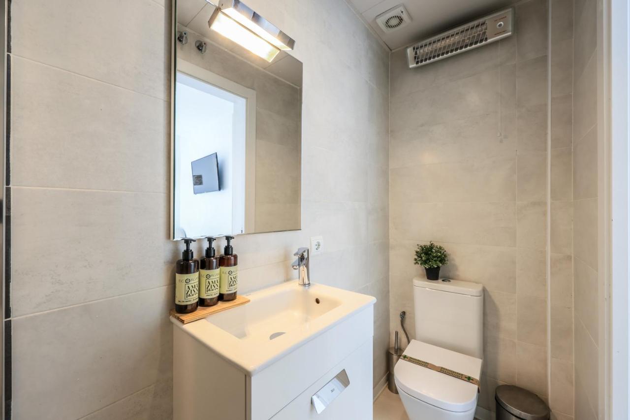 Atico Impresionante Y Centrico Apartment Madrid Exterior photo