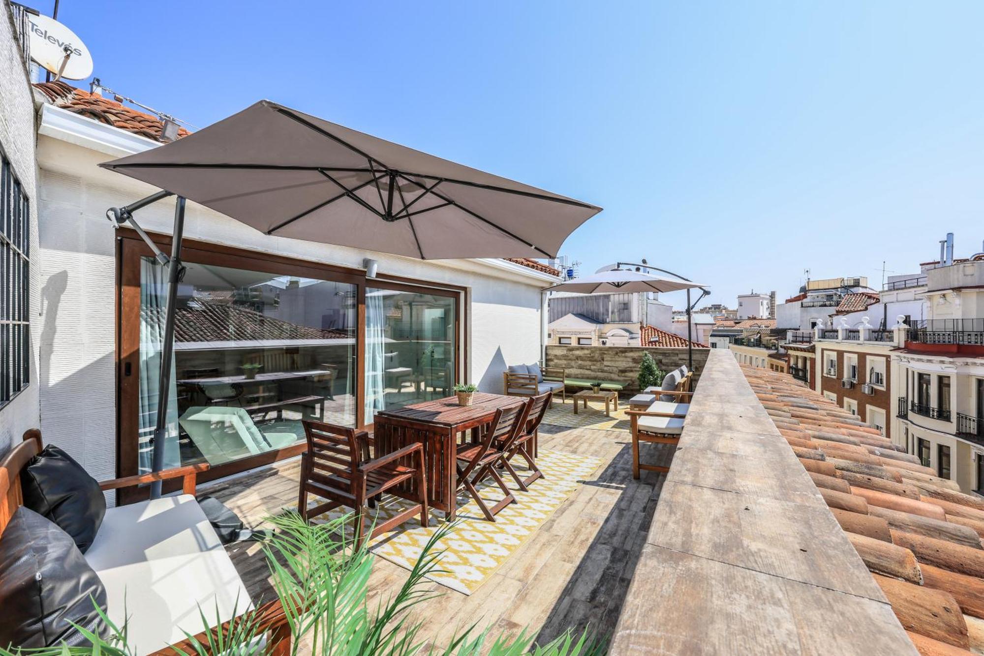 Atico Impresionante Y Centrico Apartment Madrid Exterior photo