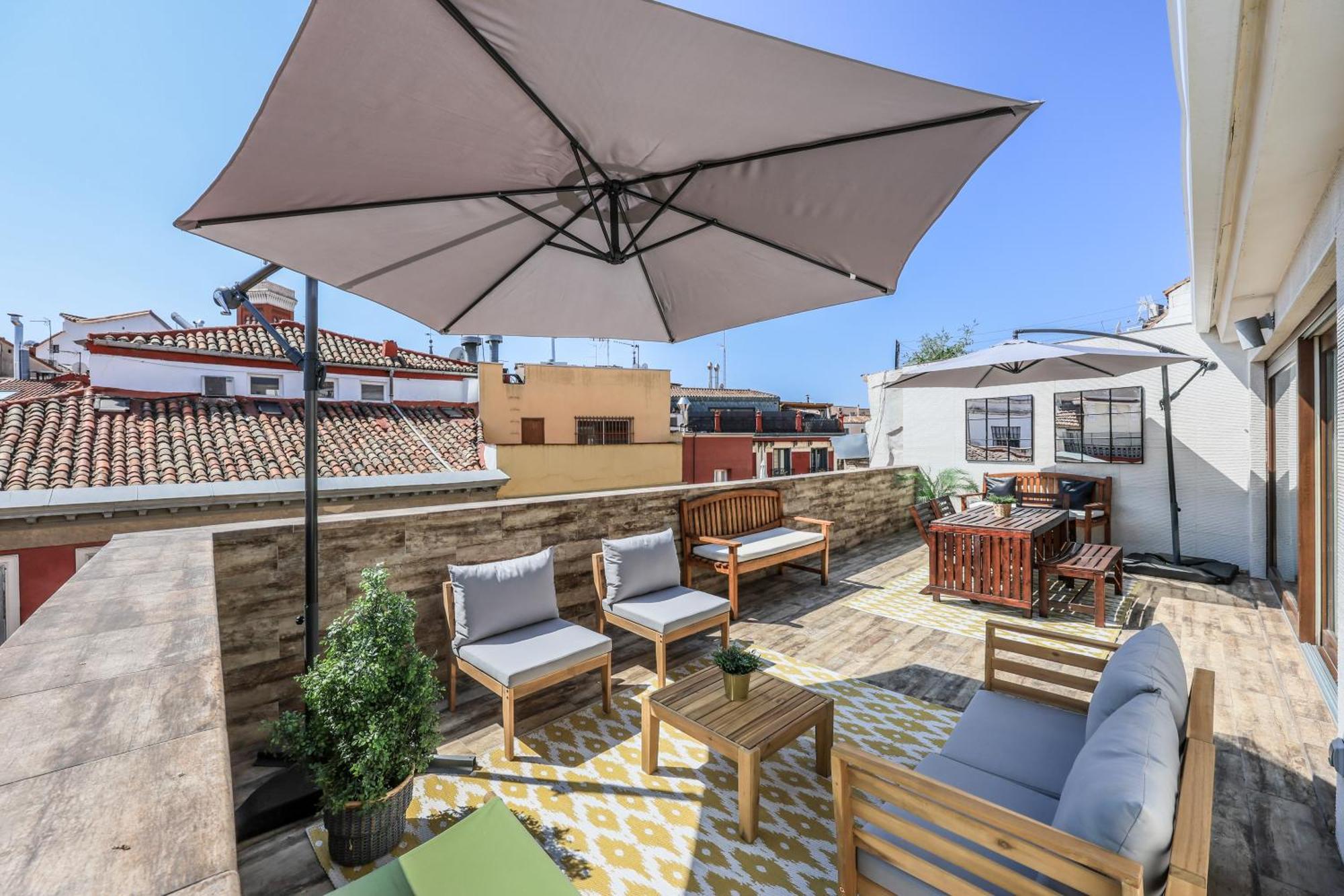 Atico Impresionante Y Centrico Apartment Madrid Exterior photo